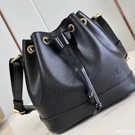 Fashionrepsfam ru Bags LV 2407YZ0169 0513